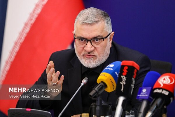 امدادگران هلال احمر ۷۲۵۰ نفر را از زیر آوار ناشی از جنگ نجات دادند