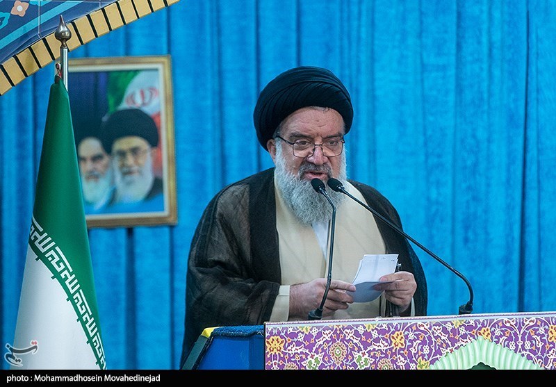 خاتمی: زیر بار تعلیق غنی‌سازی نمی‌رویم/ دانشگاه محل بحث علمی است