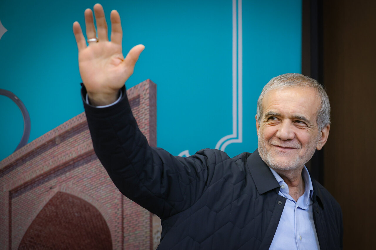 پزشکیان: همراهی دولت و بخش خصوصی کلید  شکوفایی اقتصادی است