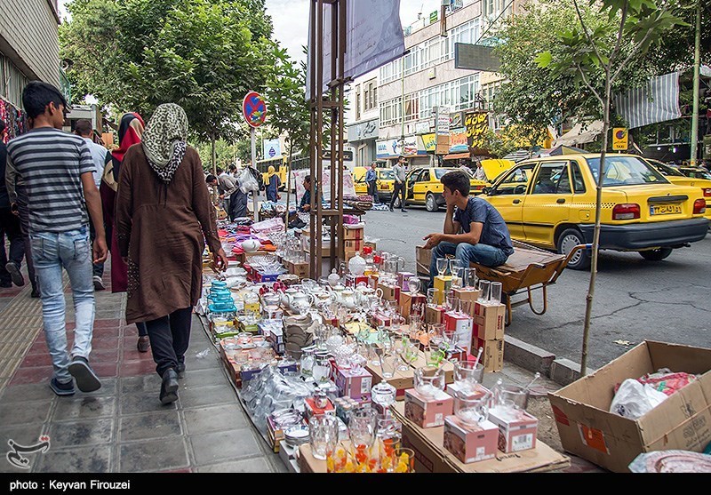 اخبار تهران|اجرای طرح ضربتی ساماندهی بساط‌گستران در خیابان کارگر