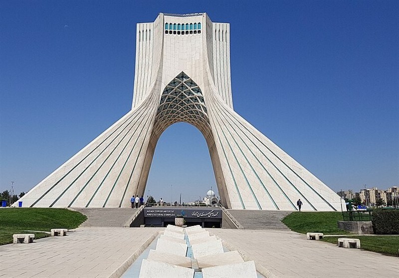 نام میدان آزادی تغییر نمی‌کند