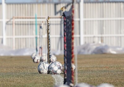 شهرخبر - مالک - سرمربی سابق فوتبال ایران در زندان