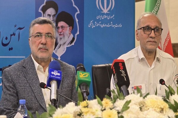 همه اعضای تیم ملی سلامت در شرایط کنونی پای کار هستند