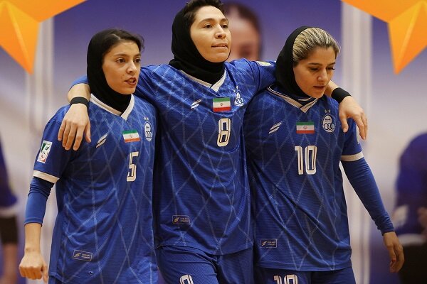 نبرد استقلال برای تثبیت صدر و تلاش تیم ها برای فرار از بحران