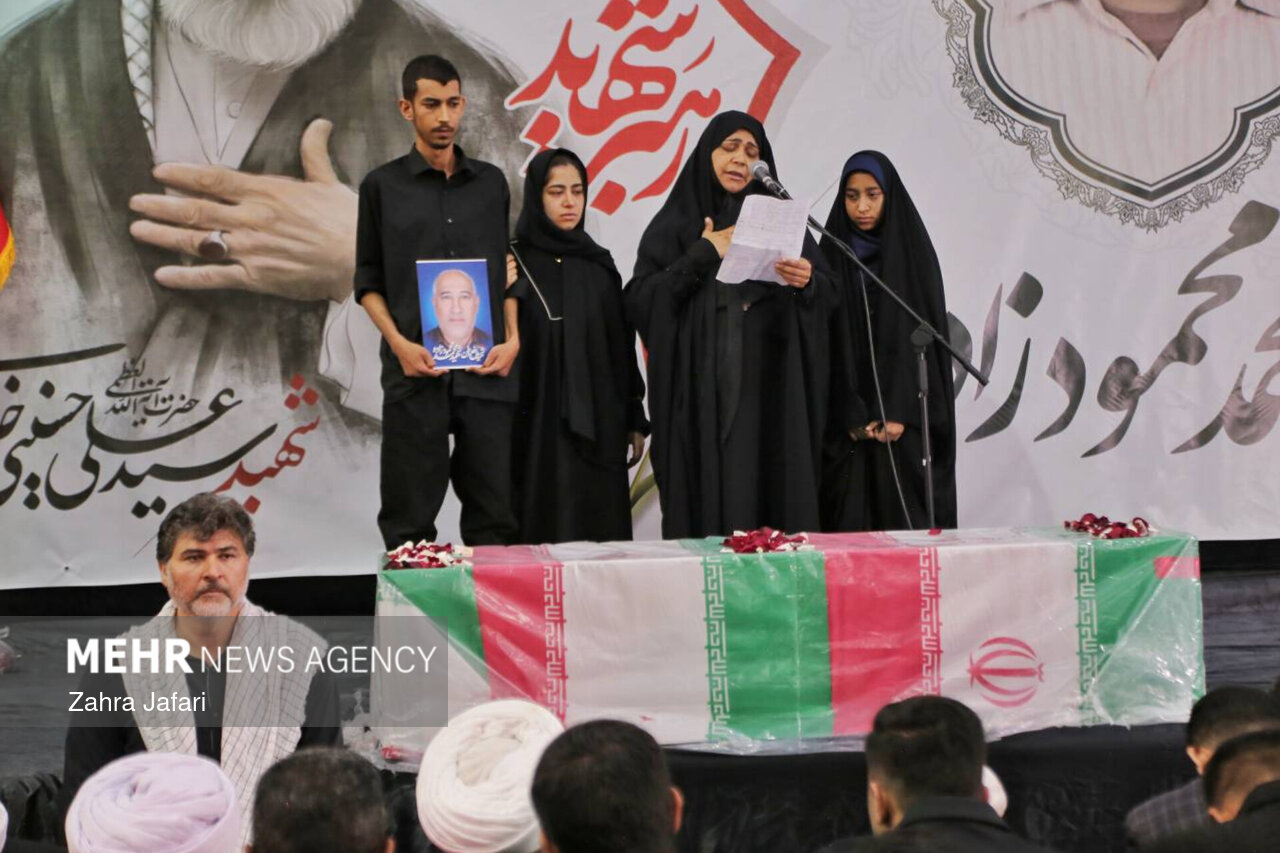 سخنان کوبنده همسر شهید محمودزاده؛ همه فرزندانم فدایی انقلاب هستند