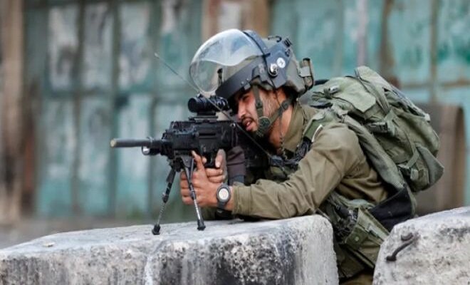 شهید و زخمی شدن ۲ فلسطینی در تیراندازی نظامیان اسرائیلی در رام الله