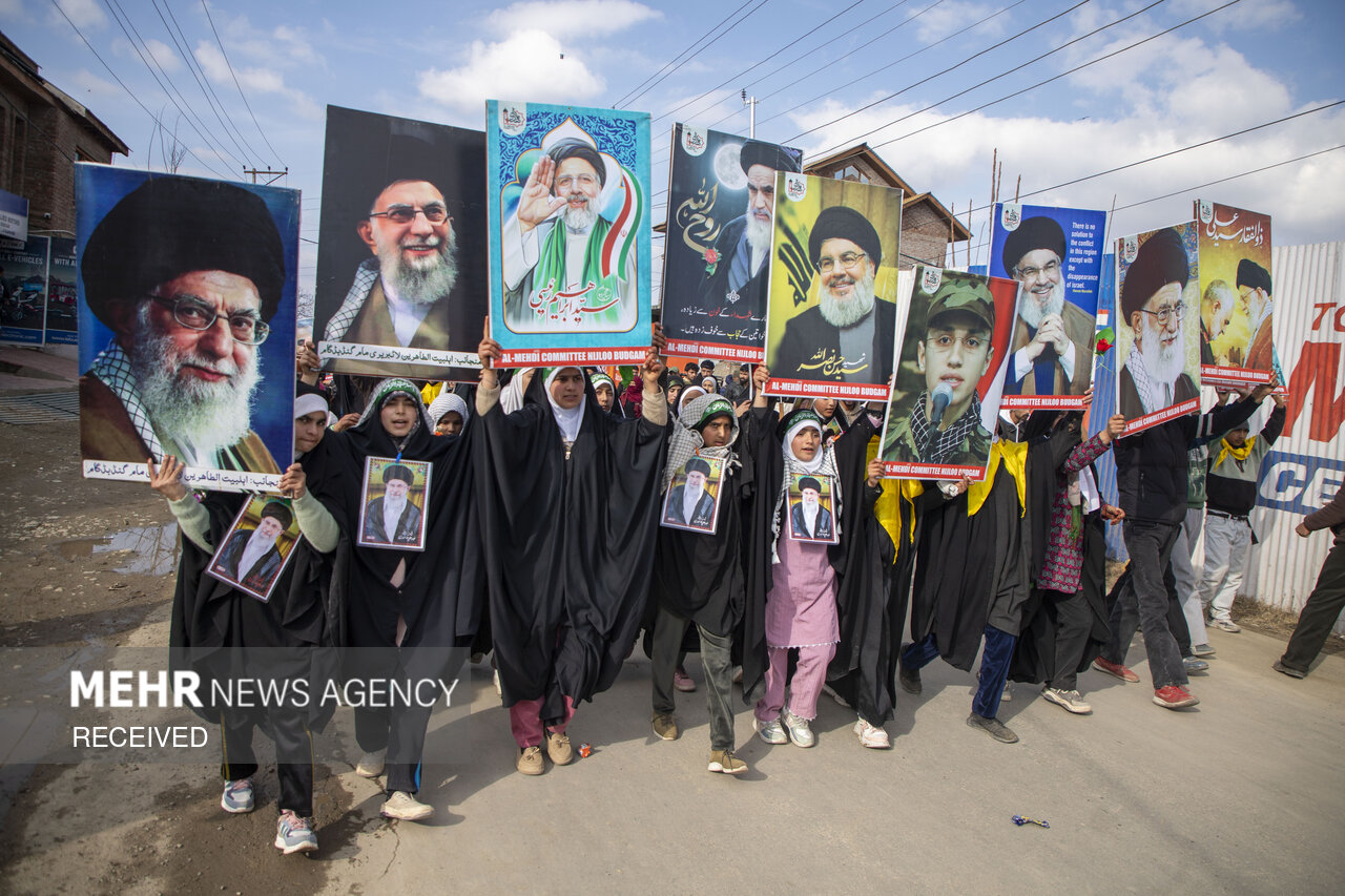 راهپیمایی کشمیری ها در حمایت از رهبر معظم انقلاب
