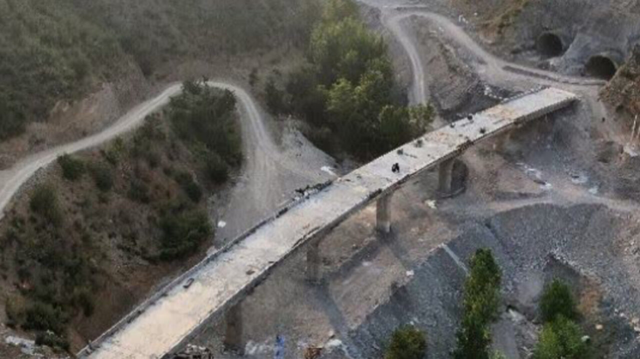 انسداد محور هراز برای عملیات ایمن‌سازی آغاز شد