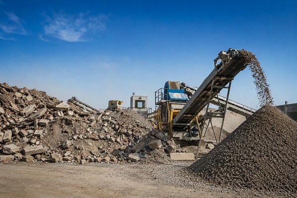مهار آتش‌سوزی گسترده محل دپوی نخاله‌های بابل پس از ۳۶ ساعت