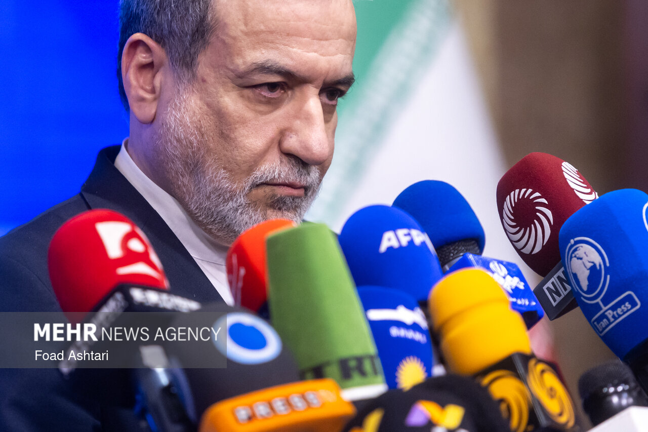 به نظامیانی که ممکن است امنیت مشتریان را به خطر اندازند، خدمات ندهید