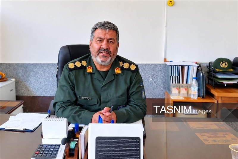 سنندج میزبان تجلیل از سربازان؛ پیام اقتدار و امنیت مخابره می‌شود