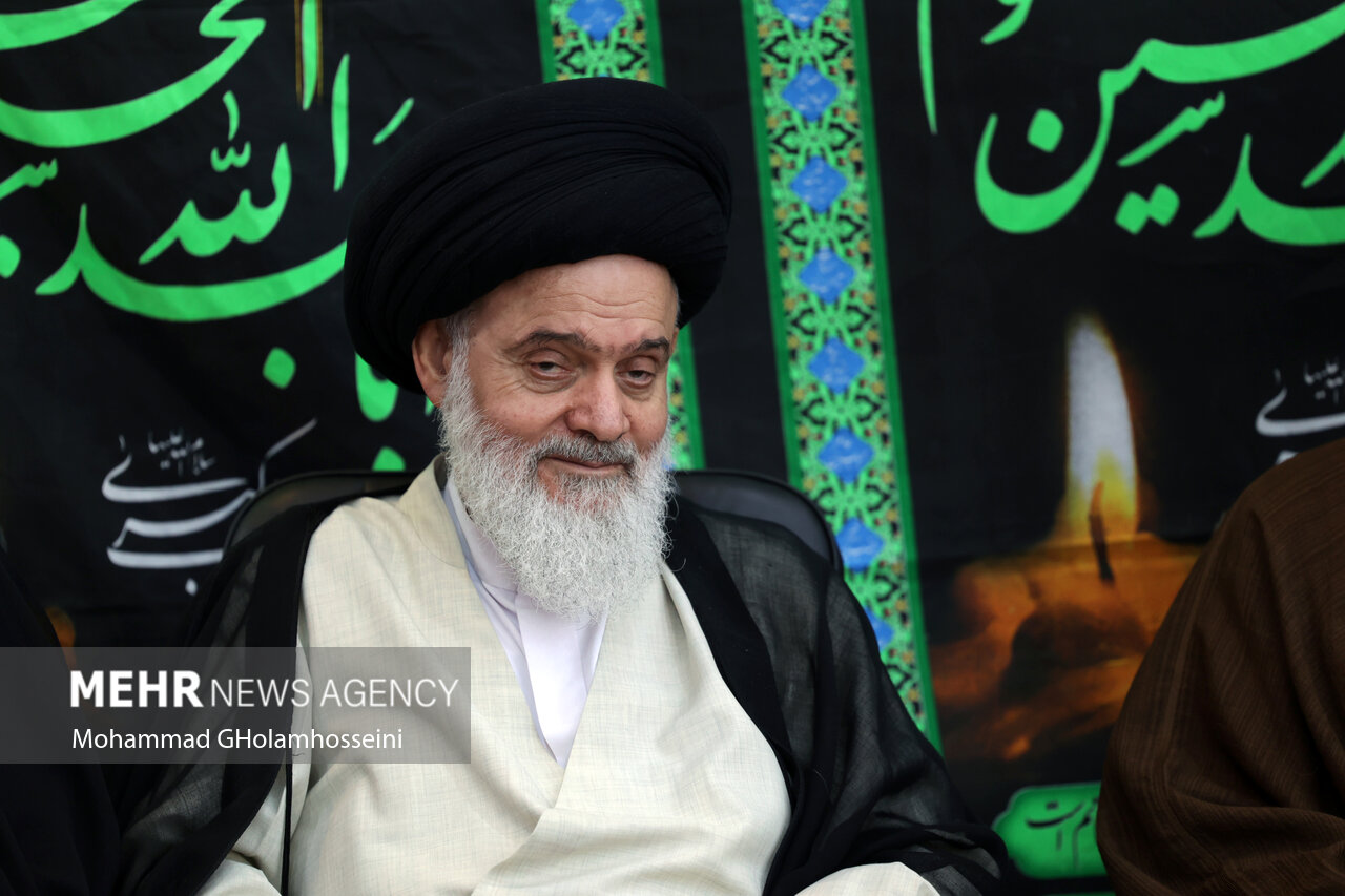 آیت‌الله حسینی بوشهری: حمایت از رهبر جدید یک فریضه ملی و سیاسی است