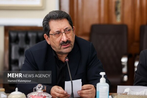 اتابک: با تأمین انرژی و فولاد، تولید خودرو امسال افزایش می‌یابد
