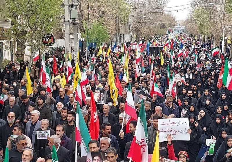 حماسه مردم ورامین در راهپیمایی روز قدس+فیلم