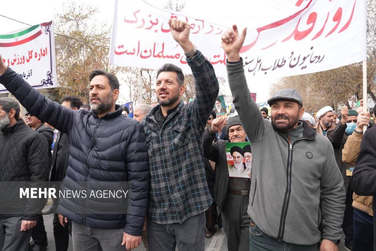 شادی: دشمنان قسم خورده انقلاب نمی‌توانند مردم ایران را نا امید کنند