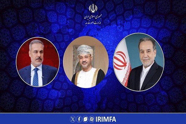 گفتگوی تلفنی عراقچی با وزرای امور خارجه عمان و ترکیه