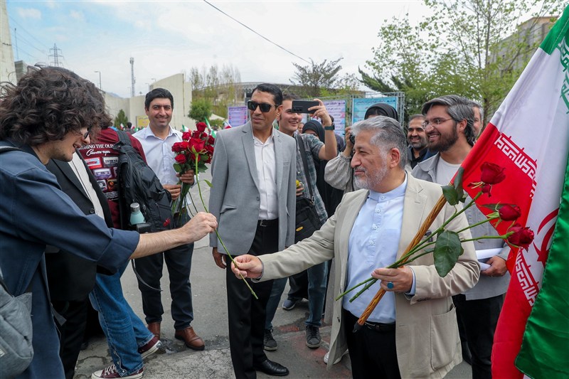 برگزاری آغاز سال تحصیلی در واحد علوم و تحقیقات با حضور رنجبر