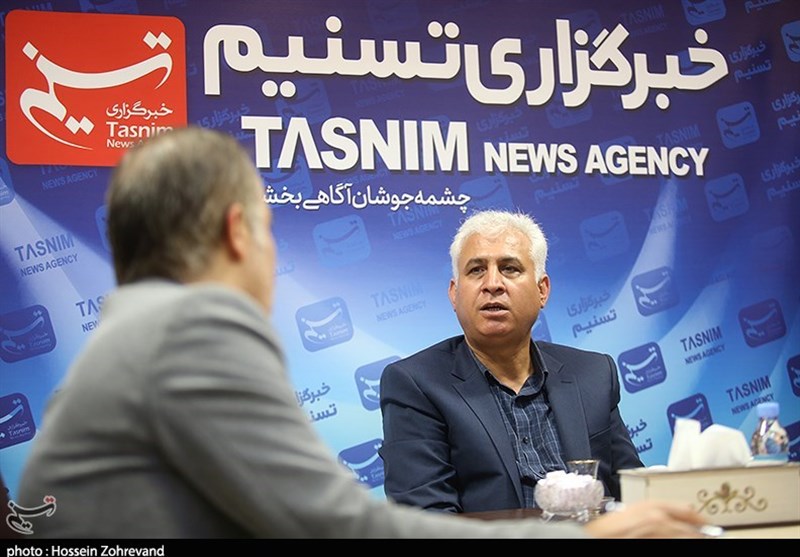 بدون مقررات‌زدایی، حق خانه‌دار شدن مردم محقق نخواهد شد