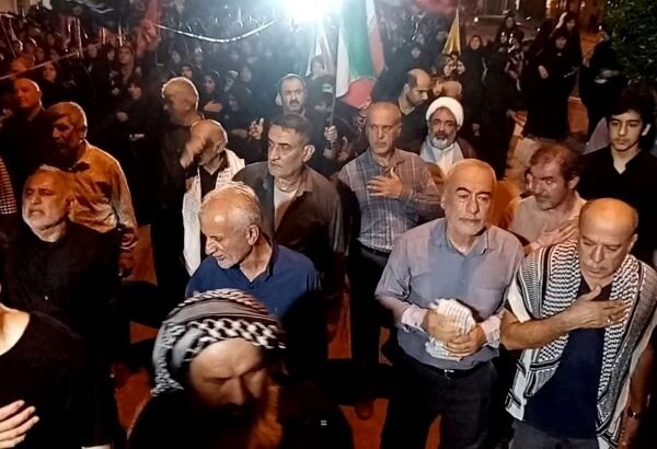 خیابان‌های آبپخش در سالروز شهادت امام رضا (ع) غرق در ماتم و ارادت شد