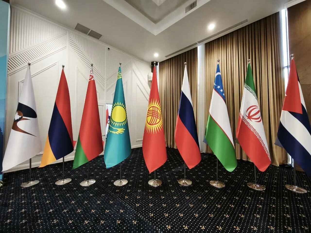 ایران آماده سرمایه‌گذاری مشترک با اوراسیا است