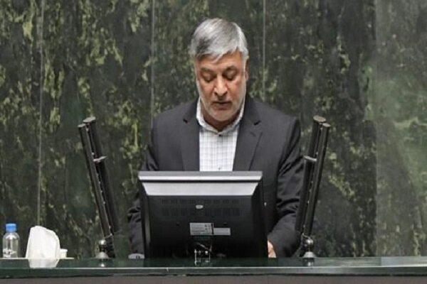 باید دکترین پدافندی کشور مورد بازنگری قرار گیرد