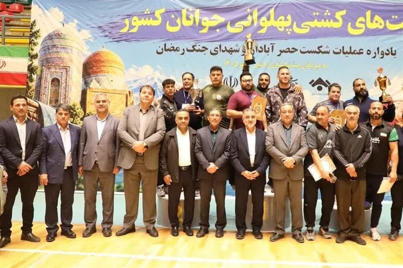 جام قهرمانی مسابقات کشتی پهلوانی جوانان به البرز رسید