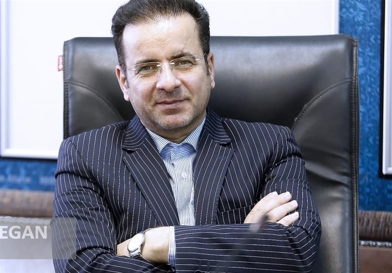 تحلیل یک استاد از ساز‌ه های نرم‌افزاری و سخت‌افزاری مبعوث شدن مردم