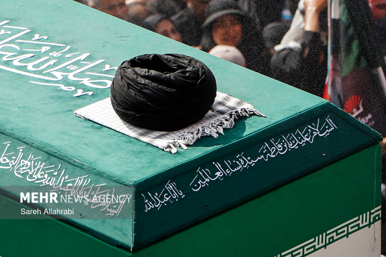 مراسم تشییع پیکر مطهر رهبر شهید انقلاب در تهران - ۵