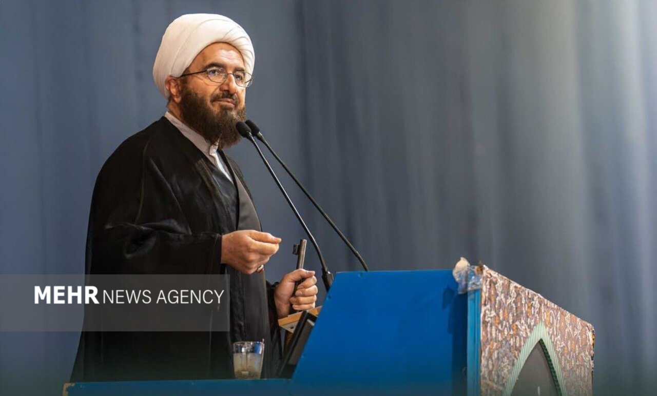 حاج‌علی‌اکبری: پیام نوروزی رهبر انقلاب، پیام زندگی در میانه جنگ بود