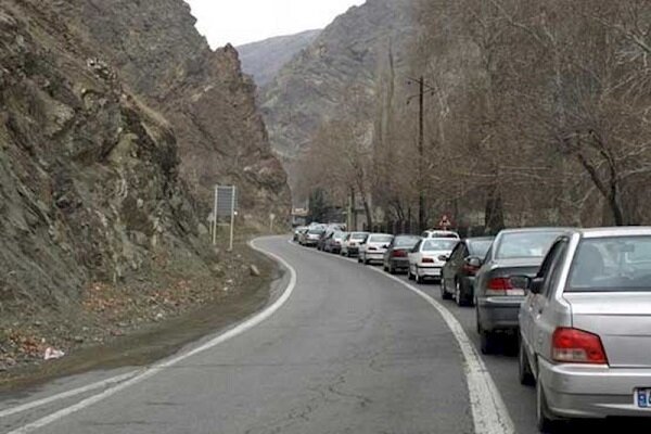 جاده چالوس یکطرفه شد؛ ترافیک سنگین در راه‌ها