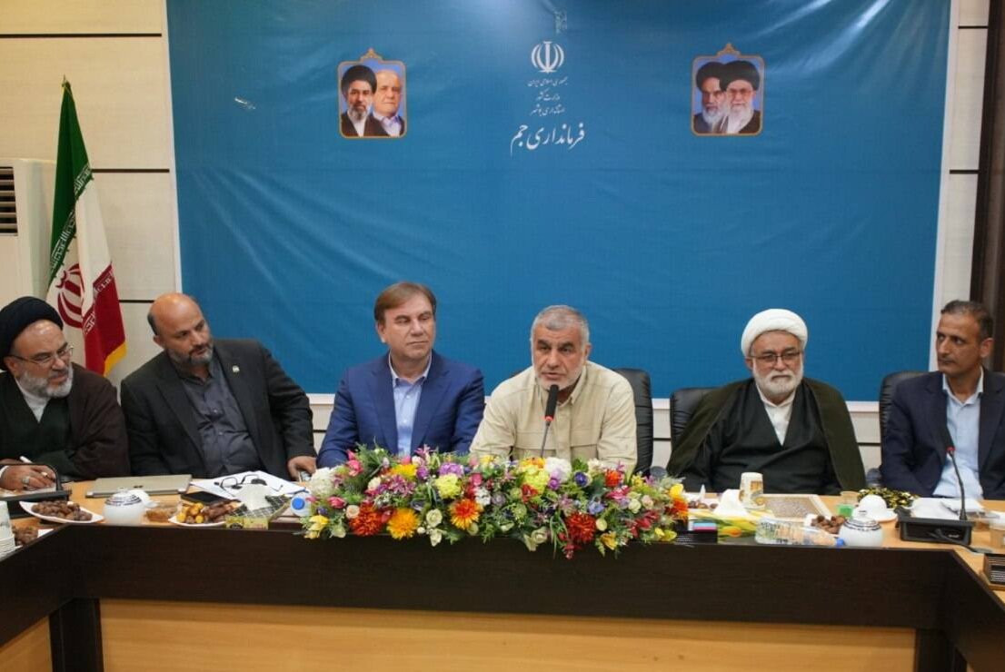 نایب‌رئیس مجلس: مردم بوشهر با وحدت و همدلی پشتیبان کشور و نظام هستند
