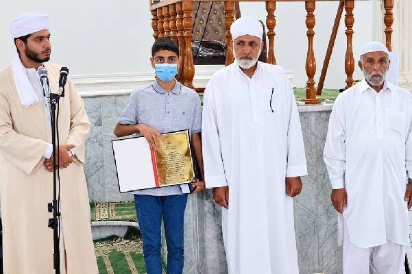 رتبه ۷۸ کنکور تجربی در جاسک تجلیل شد