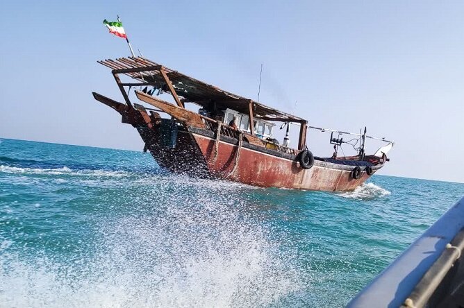 پیدا شدن ۱۰ صیاد مفقود شده بندرلنگه‌ای؛ ۳ صیاد همچنان مفقود هستند