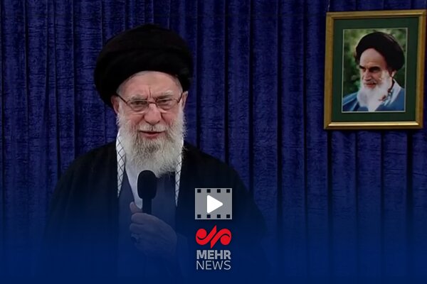 رهبر انقلاب: راهپیمایی 22 بهمن و راهپیمایی آن در دنیا بی نظیر است