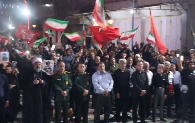 دشتی یکپارچه در سوگ «آقای شهید ایران»
