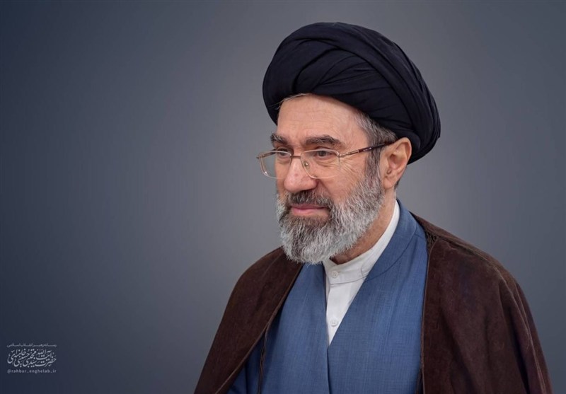 یادداشت| پیام انتصابات رهبری انقلاب؛ سیرت‌ها در رهبری امام خامنه‌ای
