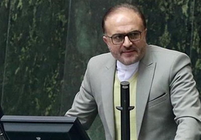 انتقاد نماینده بیجار؛ با عدد و آمار نمی‌شود پاسخ نیاز سفره مردم را داد
