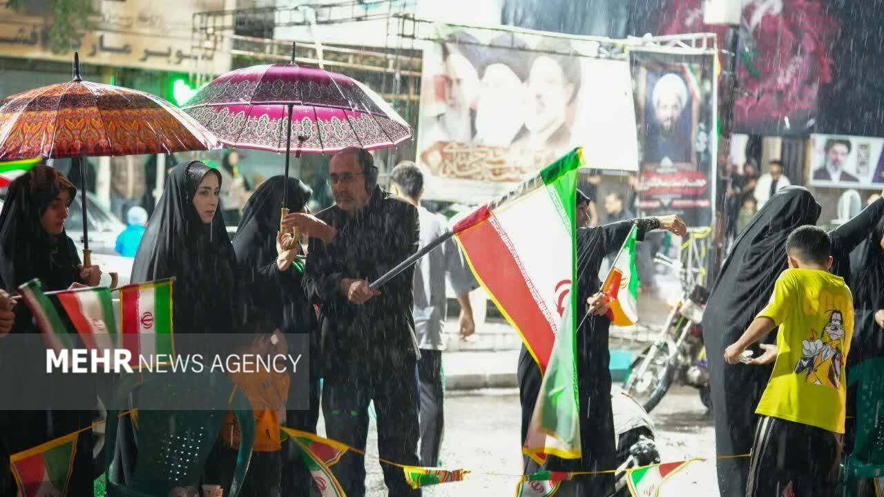 شب‌های غیرت در دزفول؛ مردم پای کار وطن تا روز پیروزی هستند