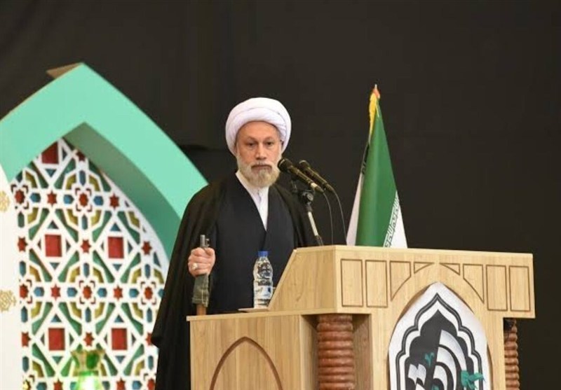 وظیفه حفظ دستاوردهای 47 ساله انقلاب بر دوش ملت است