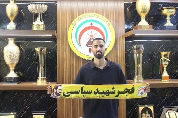 هافبک فجرسپاسی به الشارجه امارات رفت