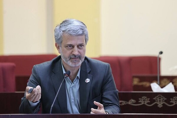 کوهپایه زاده: ایران با رهبری جدید افق های روشنی در پیش خواهد داشت