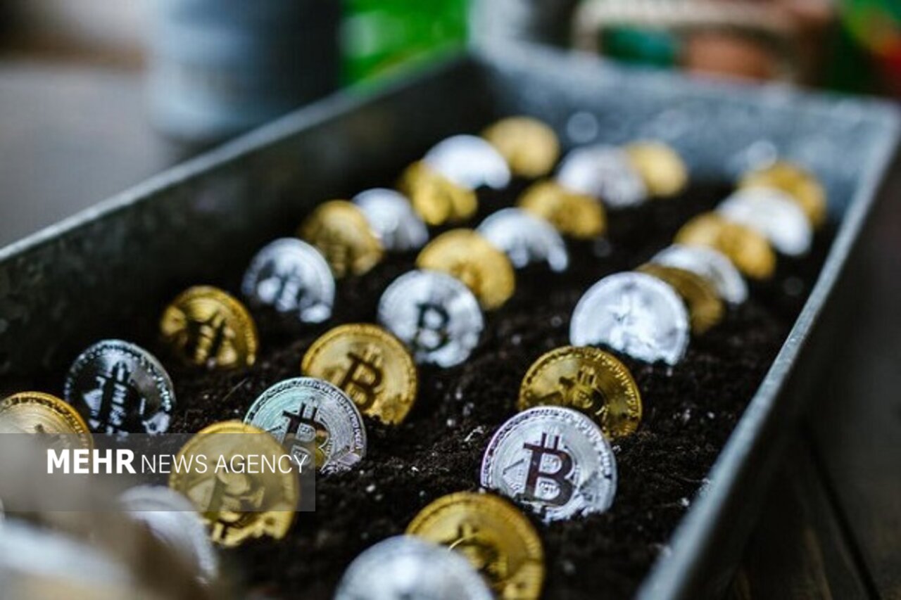 سقوط بزرگترین ارز دیجیتال جهان؛ بیت کوین به زیر 90000 دلار سقوط کرد