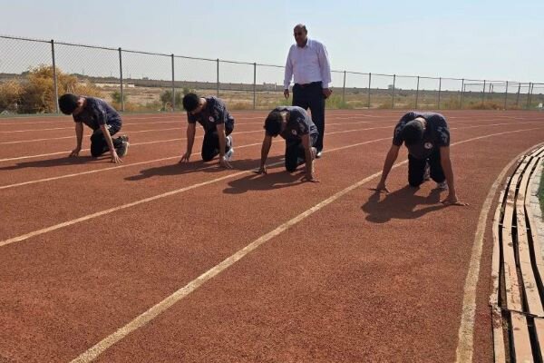 پیست تارتان گناوه افتتاح شد
