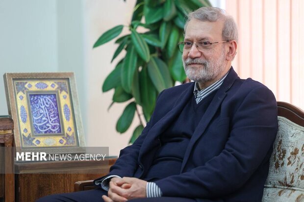 دست‌نوشته‌ علی لاریجانی در آستانه مراسم تشییع سلحشوران نیروی دریایی