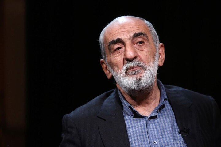 حسین شریعتمداری: میرحسین موسوی فراماسونر و مهدی کروبی کاسه لیسان غرب و دشمن مردم هستند