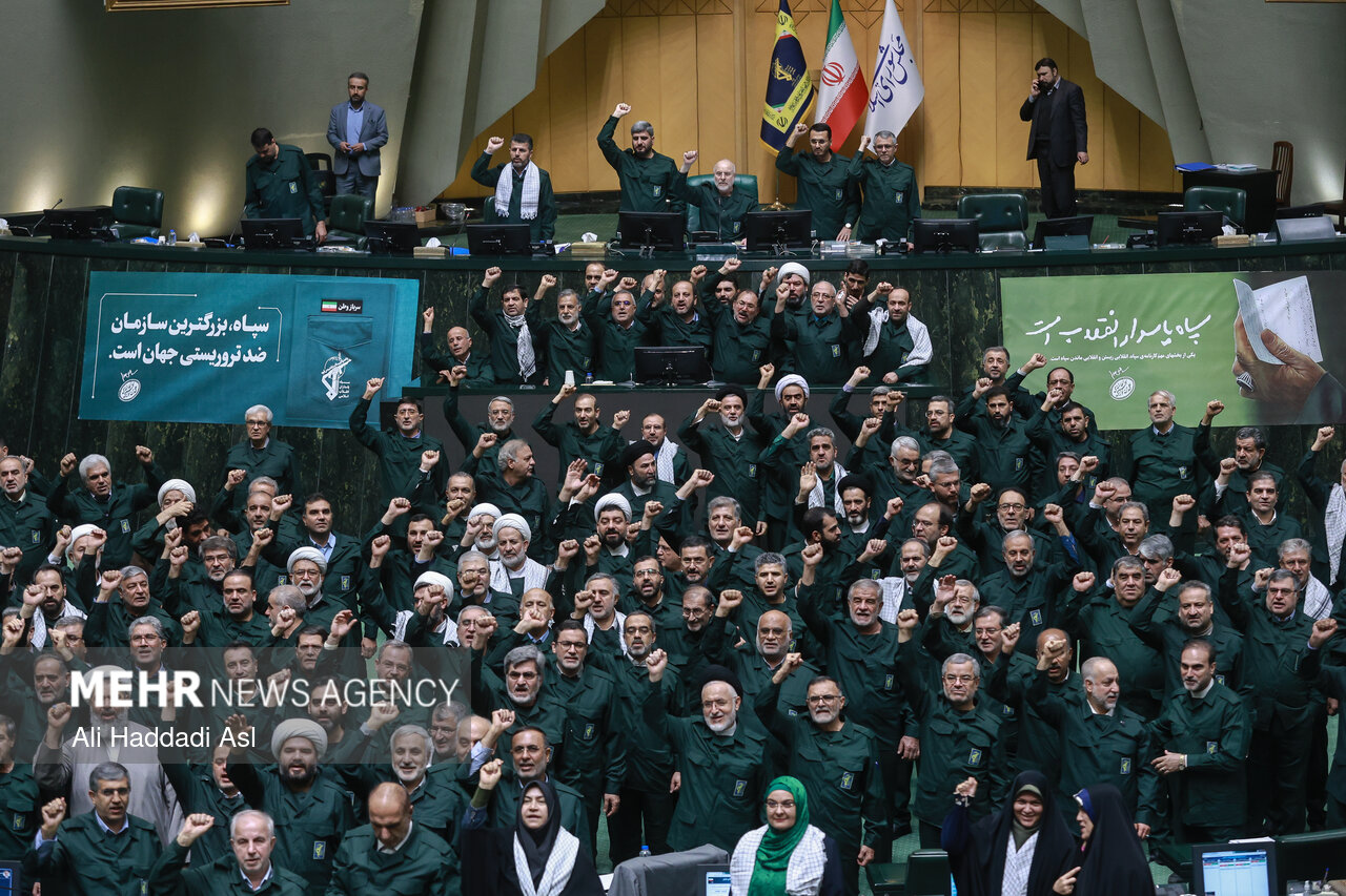 مجلس جنب سپاه; پیام قاطع نمایندگان به دشمنان ایران