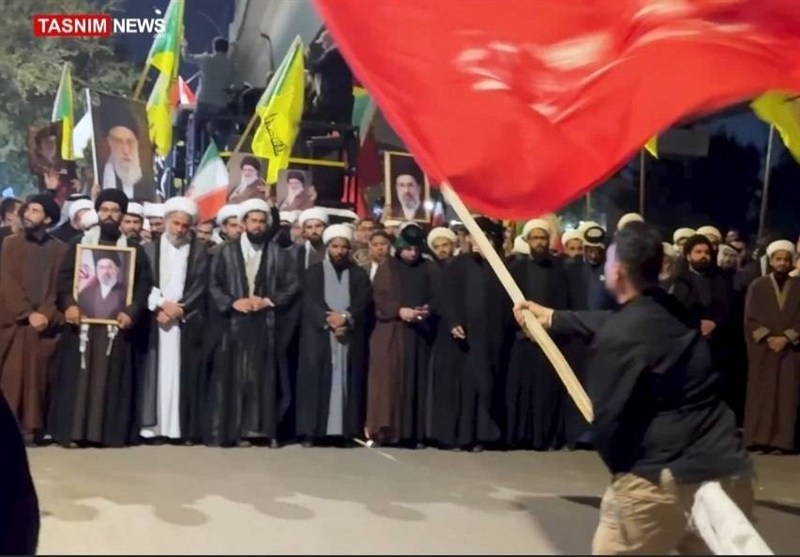 اجتماع اعلام همبستگی عراقی‌ها با ایران در نبرد با آمریکا و رژیم صهیونی