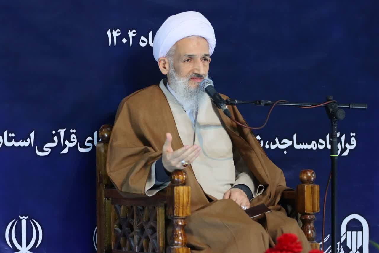  منبرها باید زمینه ساز افزایش معرفت دینی باشند