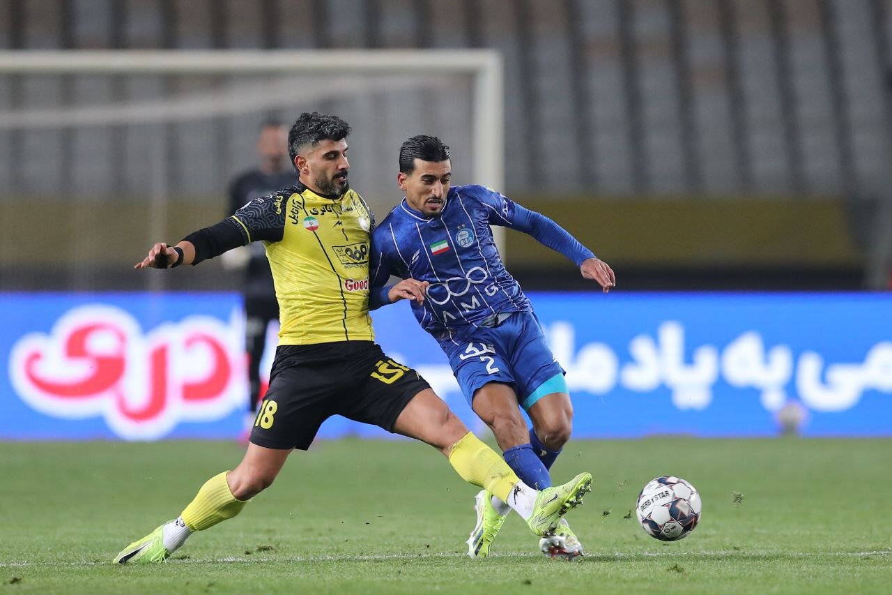 بازیکن سابق استقلال سرخ پوش شد