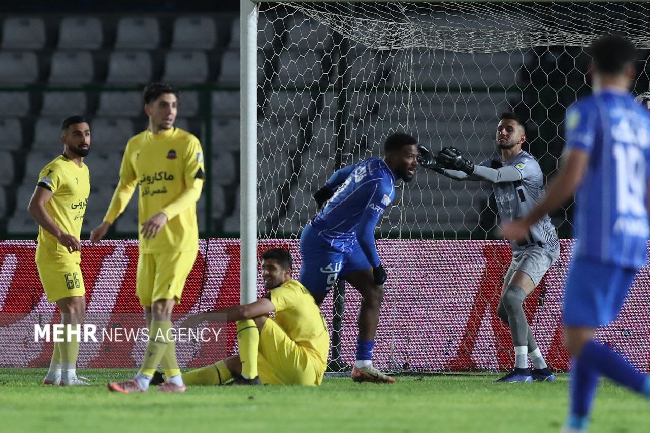 این 3 بازیکن استقلال را ناامید کردند/ مهاجمی که در شهر کوران پادشاه است